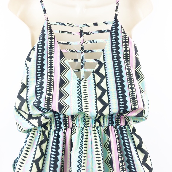 Cals Romper - Picture 4 of 6